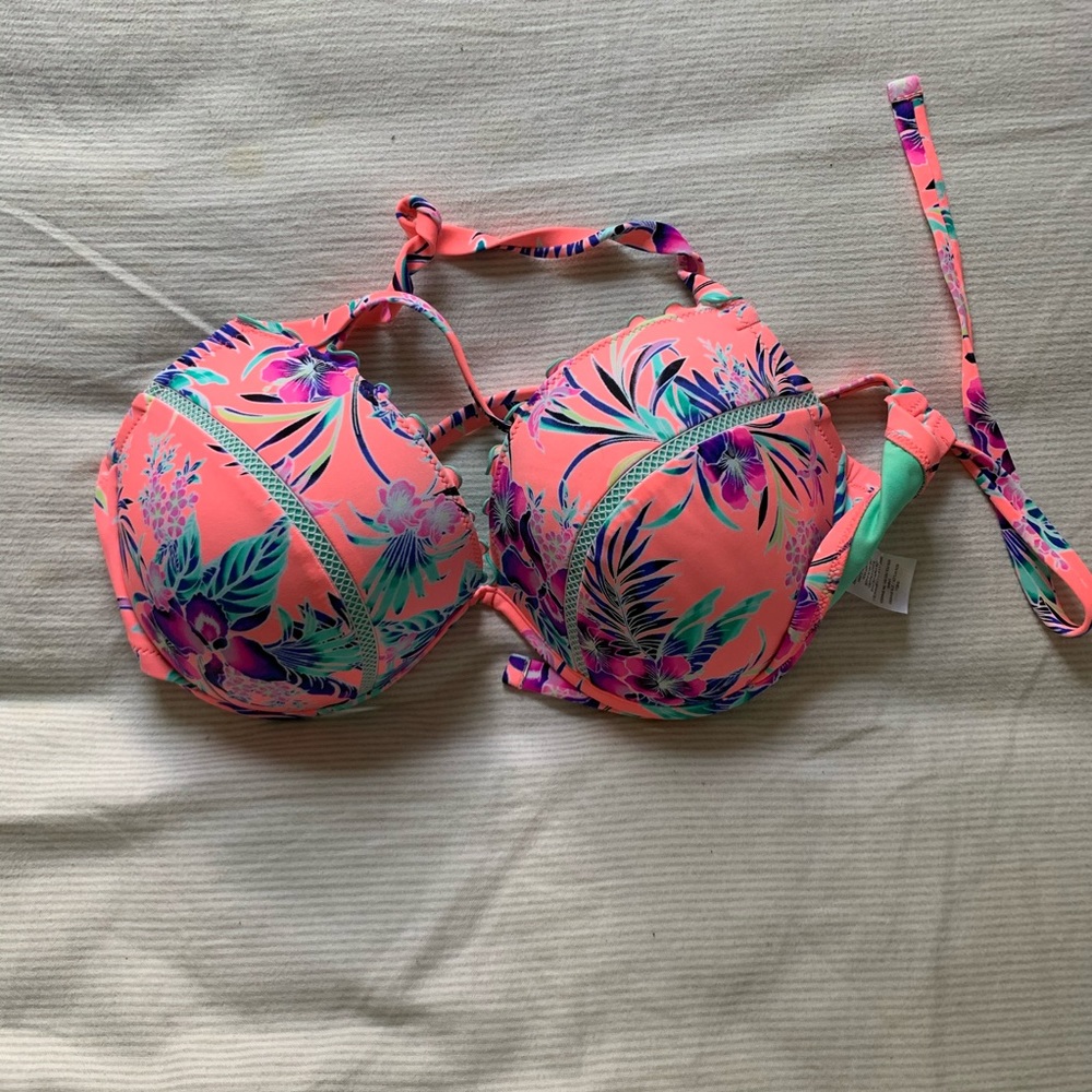bikini top !